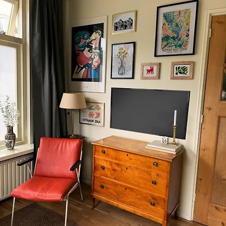 Sunny Side Up Apartment *